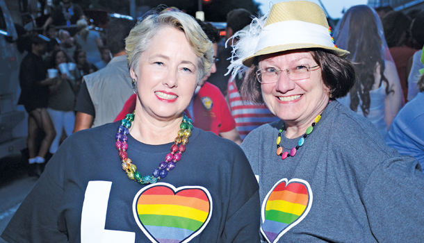 Annise Parker, Kathy Hubbard to Co-Chair LGBT History Collection at UH – OutSmart Magazine